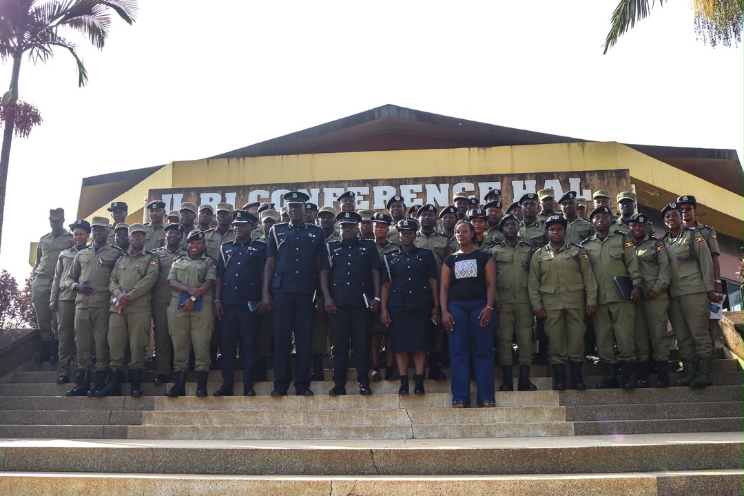 Visiting police officers and UIRI staff on the steps of the UIRI Conference Hall